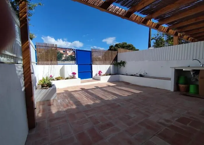 28 Casa Do Avo - 2km From The Sesimbra